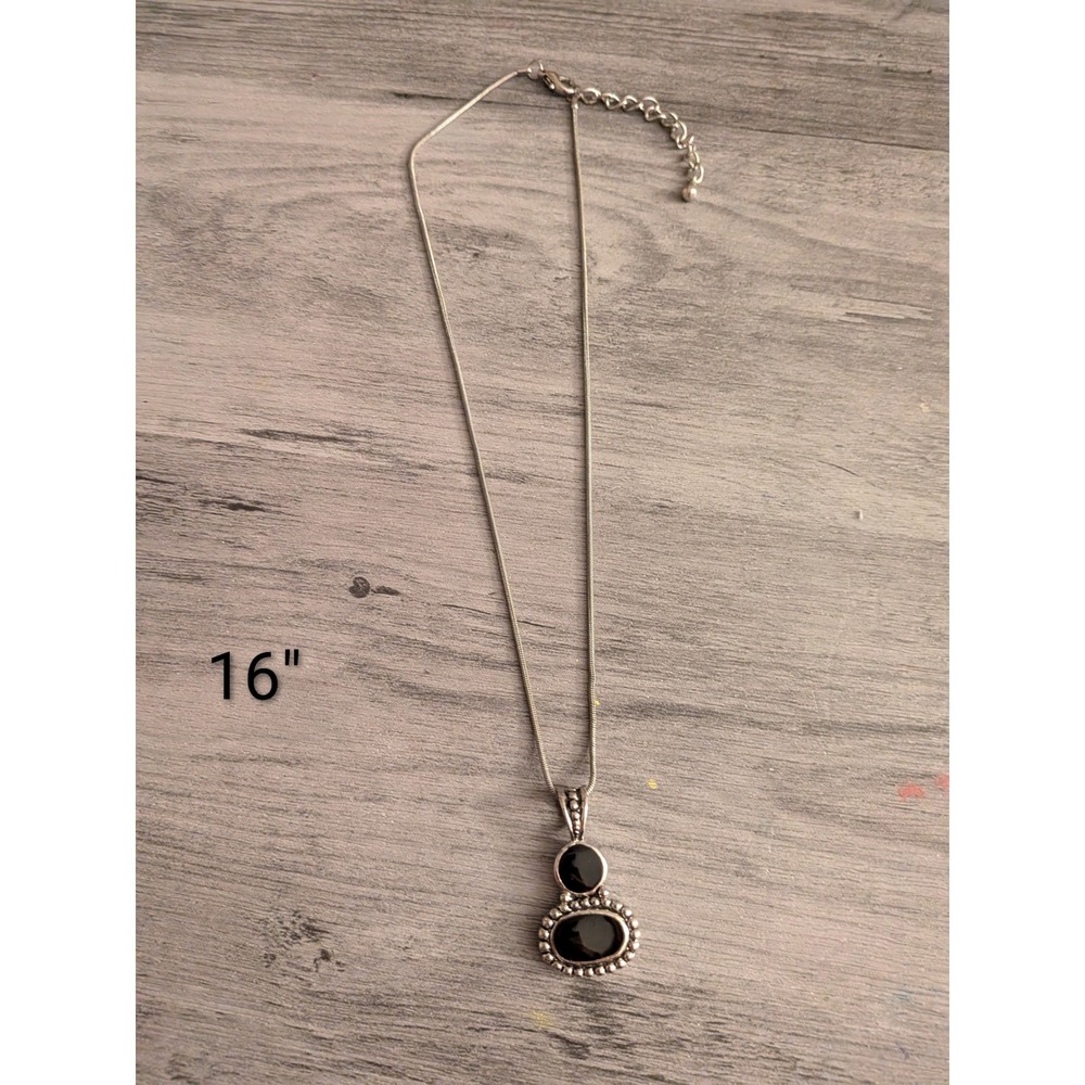 Silver Tone Black Stone Double Oval Pendant Snake Chain Necklace 16‎ Inch